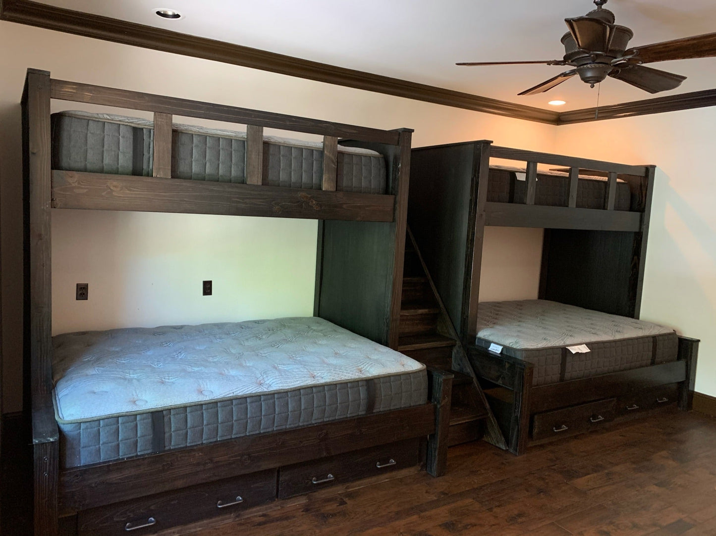 Lake House Quad Bunk Bed with Drawers