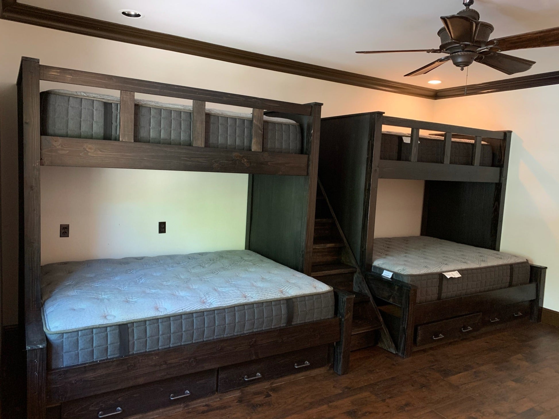 Lake House Quad Bunk Bed with Drawers